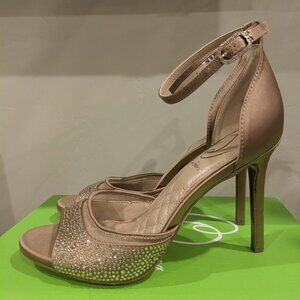 Sam Edelman Krissa Ankle Strap Sandal in Prairie Sand